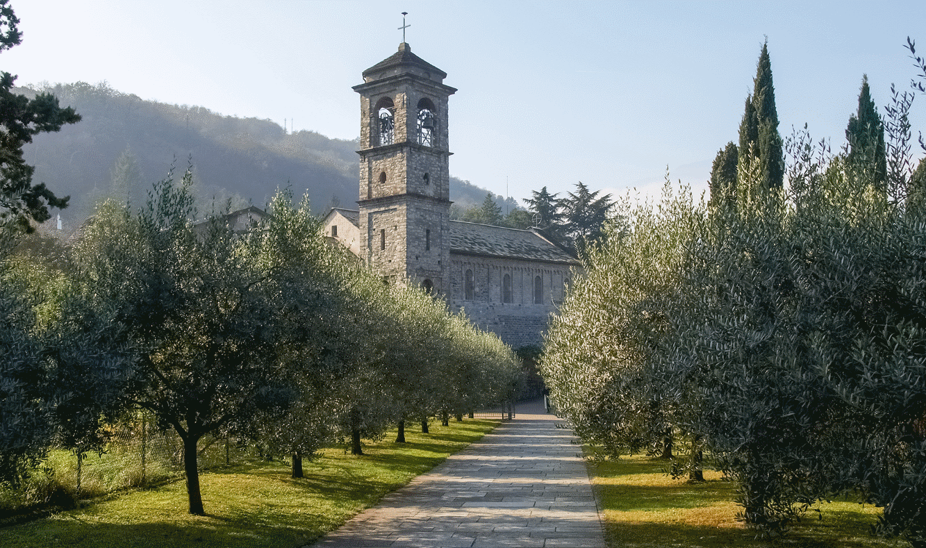 Visit the Piona priory