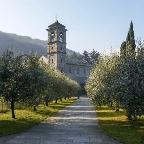 Visita l'abazia di piona